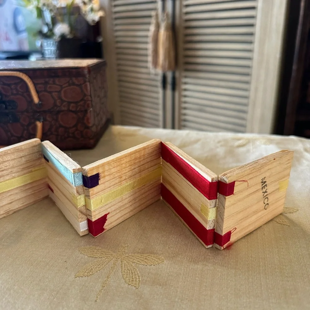 Vintage / Retro Handmade in Mexico Wooden Jacob’s Ladder Puzzle / Clacker Toy.